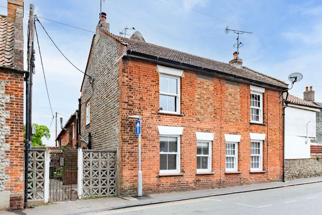 High Street, Mundesley 1 bed cottage for sale