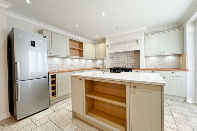 3 bed terraced house