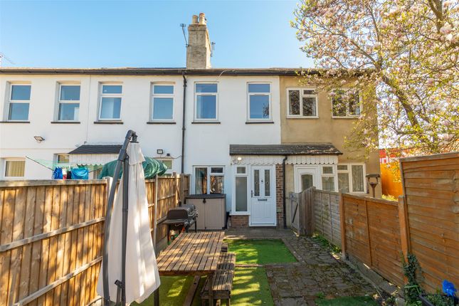 Mill Hall, Aylesford 2 bed terraced house for sale