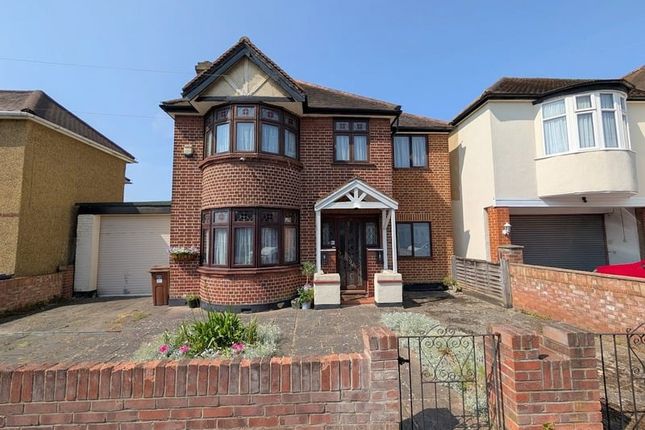 3 bed detached house