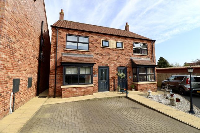 Layton Place, Market Weighton, York 3 bed semi