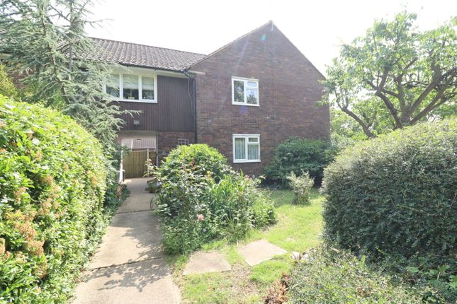 Lee Walk, Lee Chapel South, Basildon... 1 bed apartment for sale