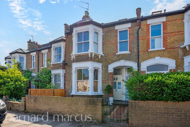 1 bedroom ground floor flat for sale