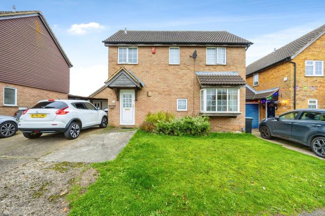 Ravenhill Way, Luton LU4 4 bed detached house for sale