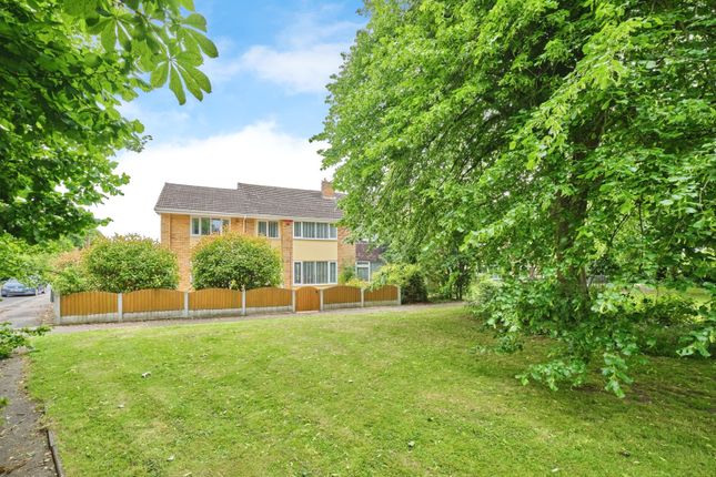 4 bed semi-detached house