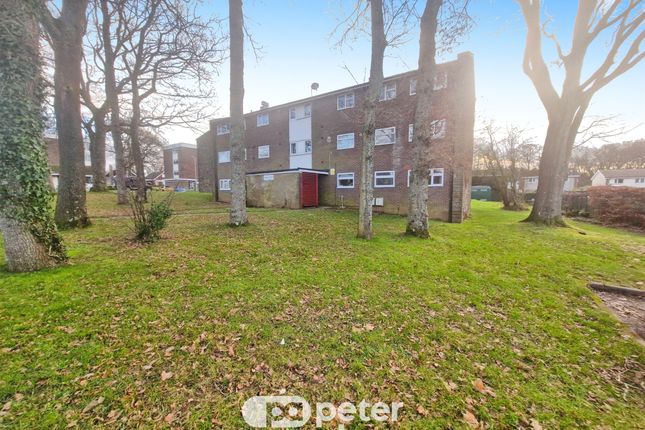 2 bedroom ground floor flat for sale