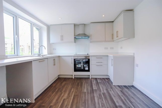 3 bed end terrace house