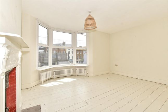 2 bed terraced house