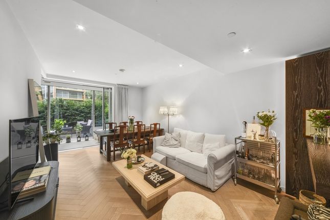 Circus Road West Wandsworth SW11 2 bed apartment for sale