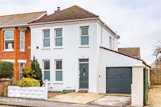 3 bed detached house
