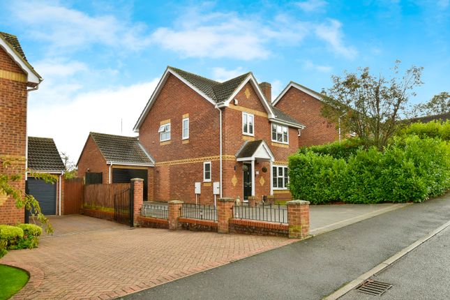 4 bed detached house