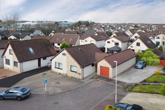 4 bedroom detached bungalow for sale