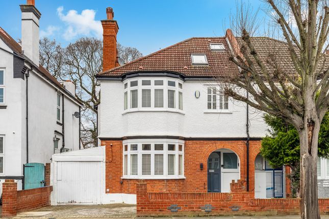 Alexandra Crescent, Bromley, BR1 5 bed semi