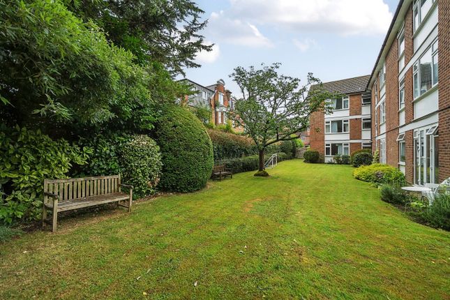 Norman Road, Winchester, Hampshire, SO23 2 bed flat for sale