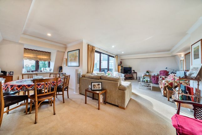 Taymount Rise, London 2 bed apartment for sale