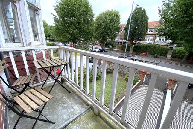 1 bed flat