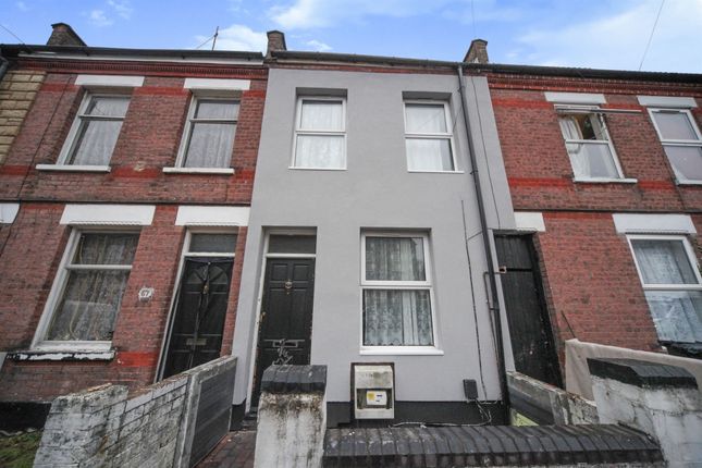 2 bed terraced house