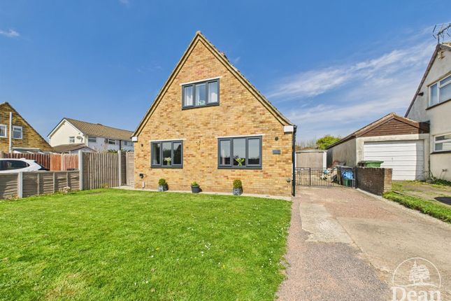 Berkeley Crescent, Lydney 3 bed detached house for sale