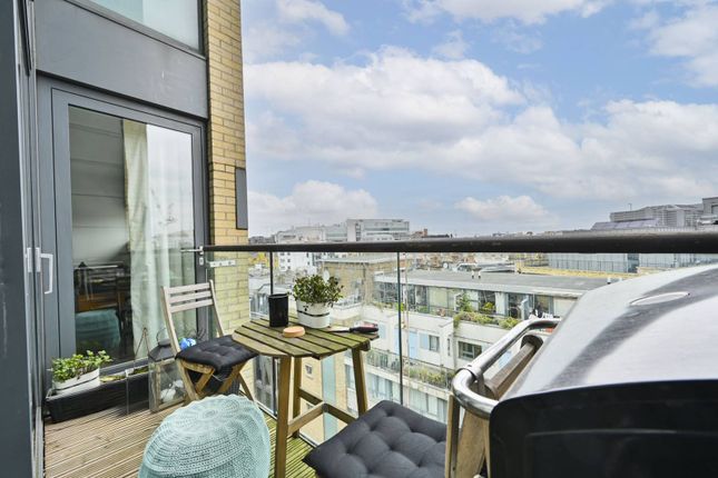Wells Street, London, Fitzrovia... 2 bed flat for sale