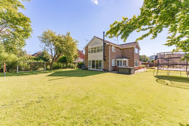 Lowestoft Road, Gorleston 5 bed detached house for sale