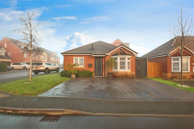 2 bed detached bungalow