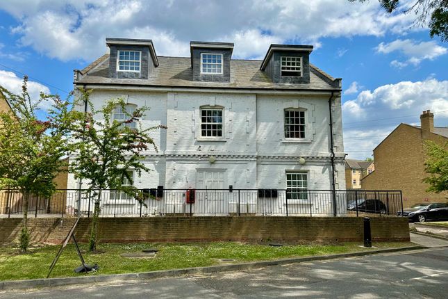 2 bed flat