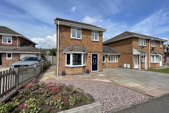 Sandpiper Road, Llanelli 3 bed link detached house for sale