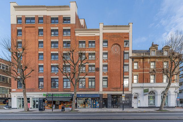 City View House, Bethnal Green E2 2 bed flat for sale