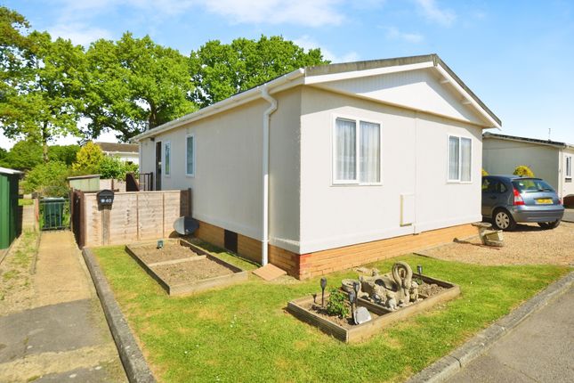 2 bedroom detached house for sale