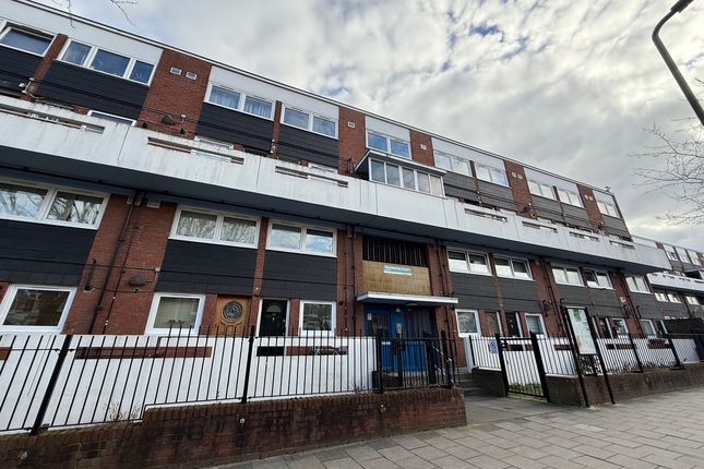 2 bed maisonette