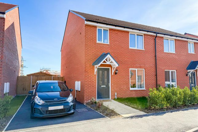 3 bedroom semi-detached house for sale