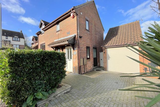 Grantham Crescent, Ipswich 3 bed detached house for sale