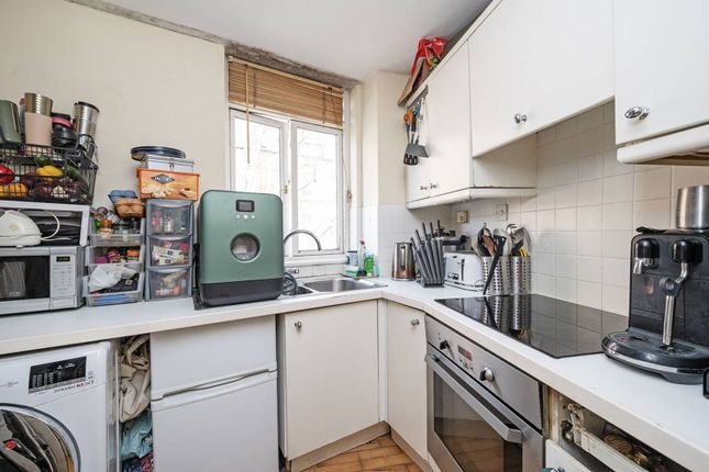 Rosebery Court, Clerkenwell, London... 2 bed flat for sale