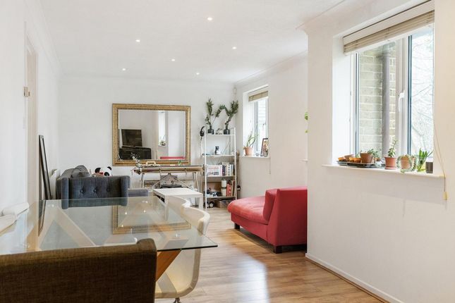 London SE14 1 bed apartment for sale