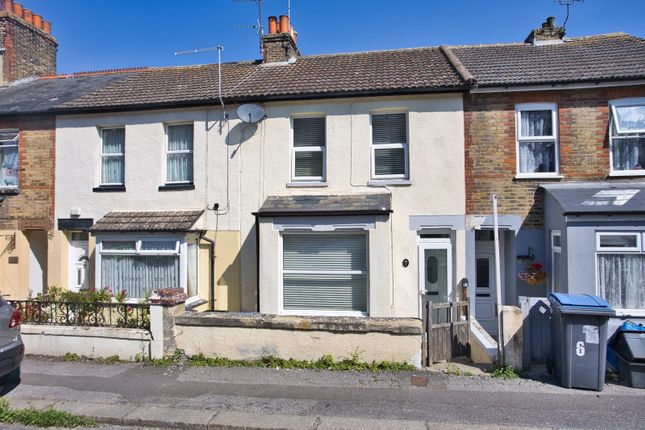 Westbury Road, Dover, Kent, CT17 2 bed terraced house for sale