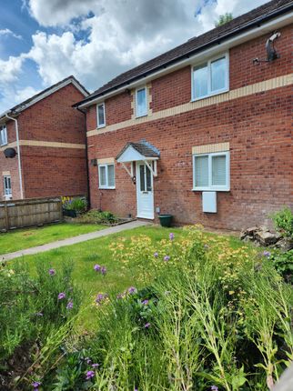 3 bed end terrace house