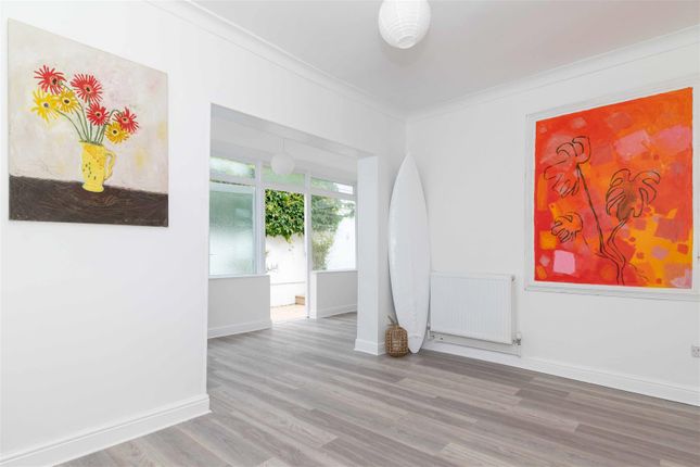 1 bedroom cottage for sale