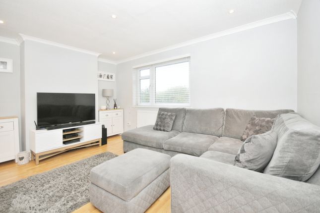 3 bedroom maisonette for sale