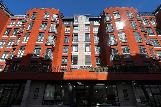2 bedroom flat for sale