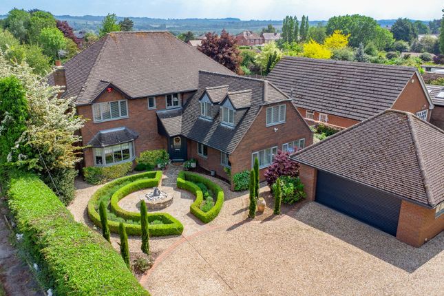 Heanor Road, Ilkeston, DE7 5 bed detached house for sale