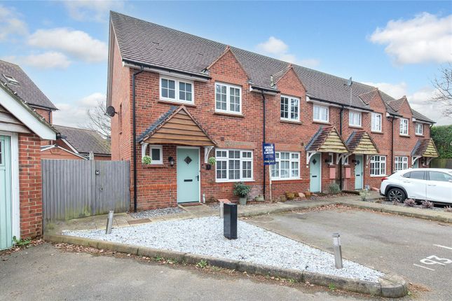 Keble Place, Maidstone, Kent, ME15 3 bed end of terrace house for sale