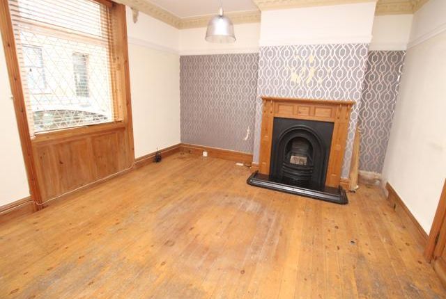 Tanner Street, Hightown, Liversedge 2 bed semi