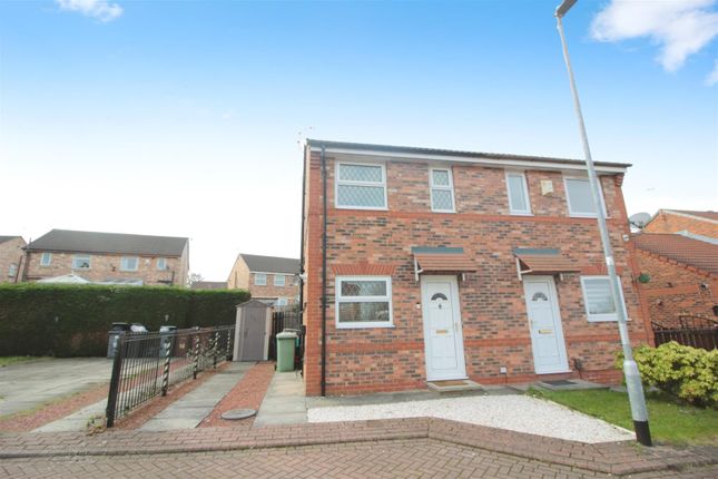 2 bedroom semi-detached house for sale
