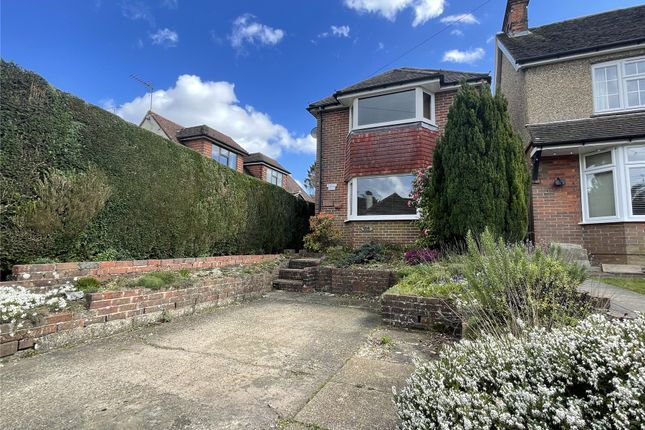 Clovelly Road, Surrey GU26 3 bed detached house for sale