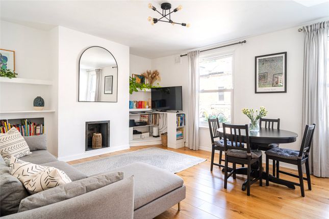 Brailsford Road, London, SW2 2 bed apartment for sale