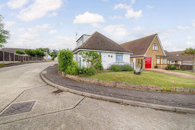 Clover Rise, Whitstable, CT5 4 bed bungalow for sale