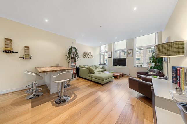 Brixton Road, SW9 2 bed flat for sale