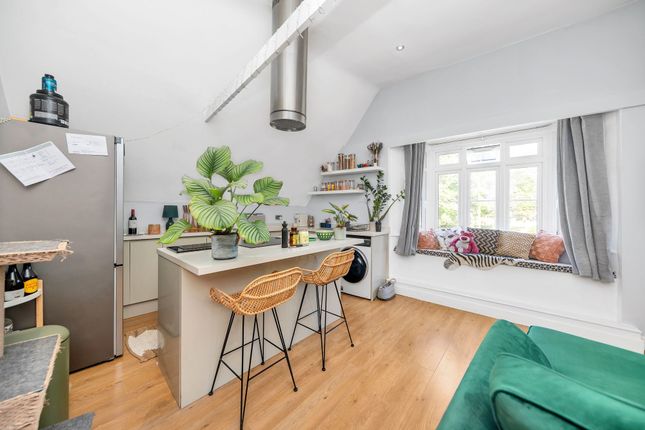 High Street, Royston SG8 2 bed apartment for sale