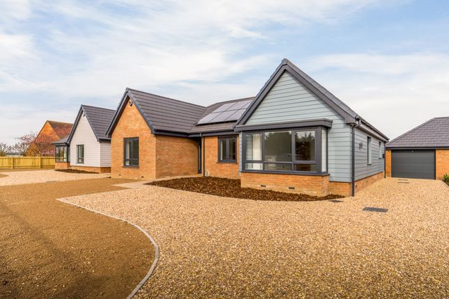 3 bed detached bungalow