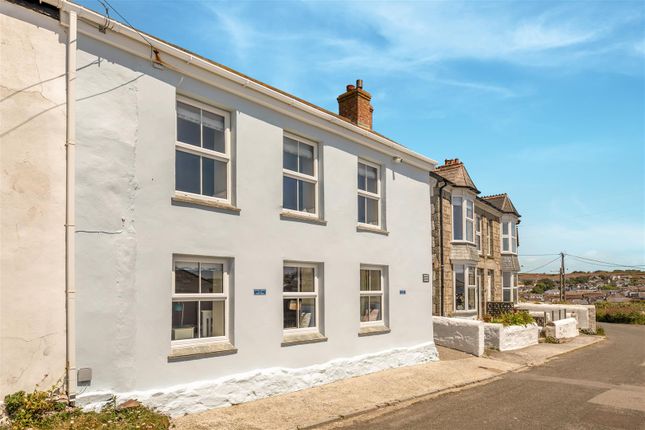 4 bed end terrace house